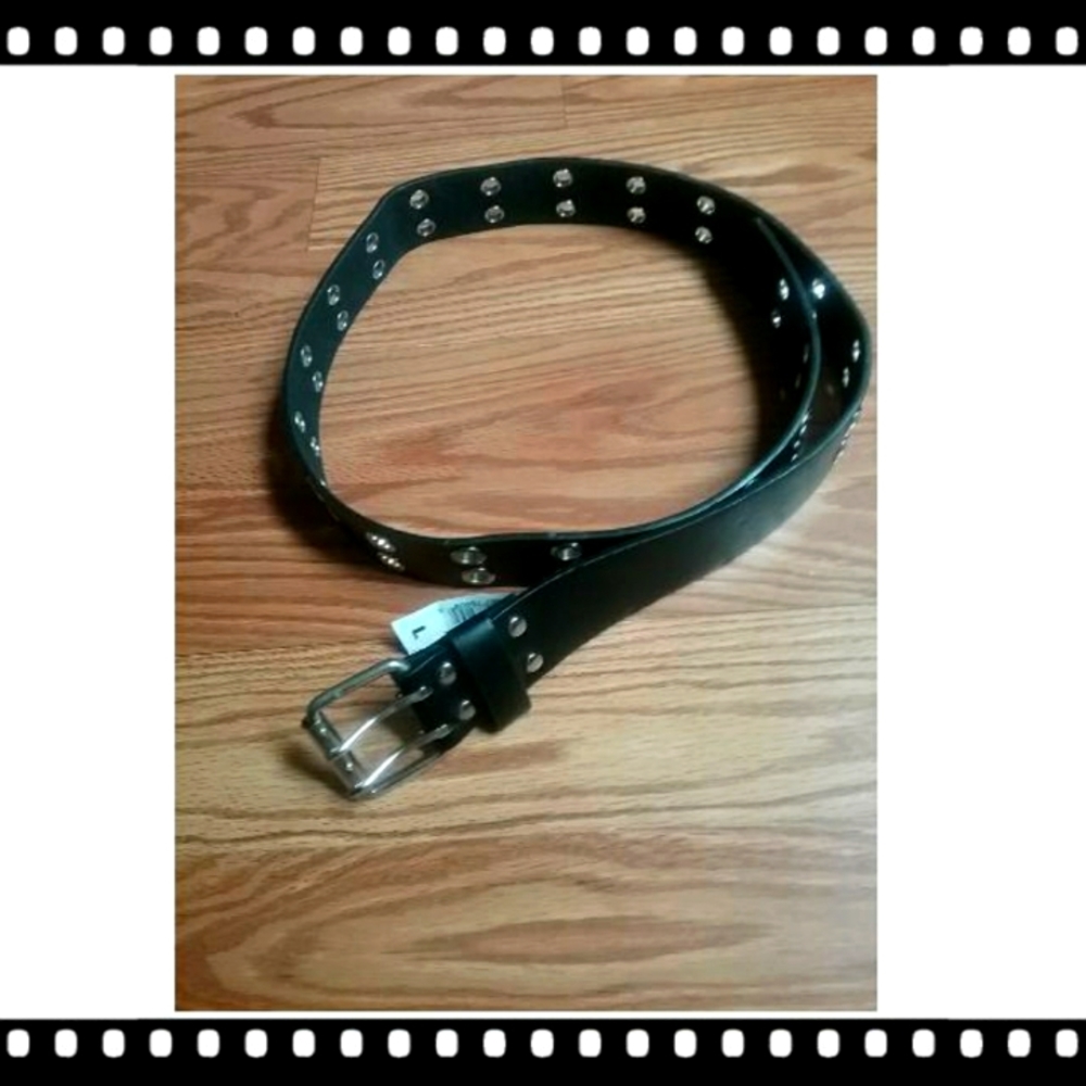ADJUSTABLE BLACK